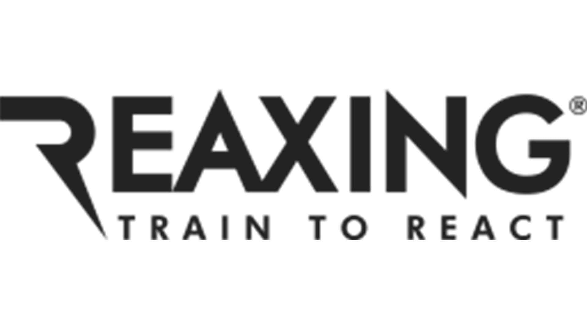 A black and white logo of eaxing